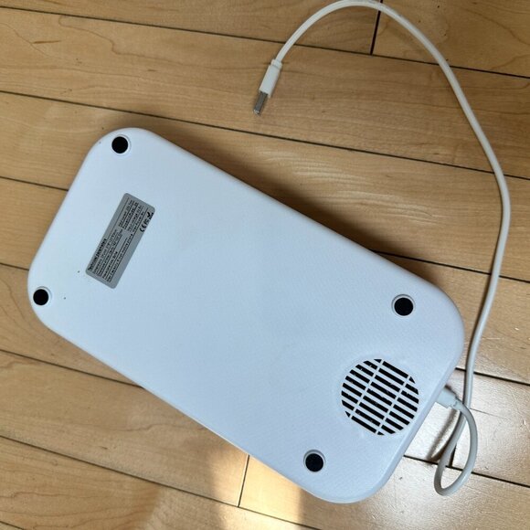 PURIFI by IJOY UV Portable Sanitizer for Cell Phones & Small Electronics - Picture 5 of 8